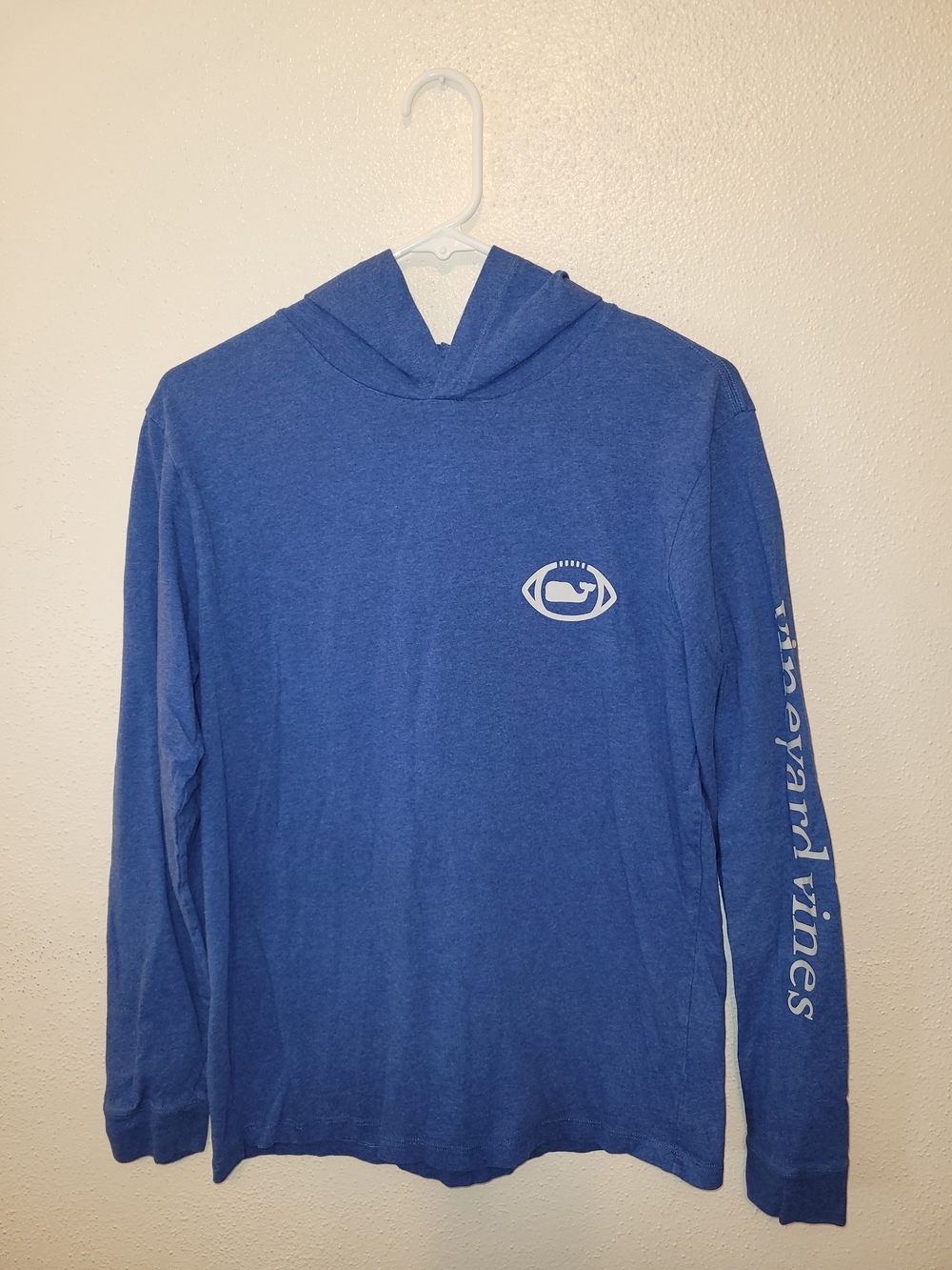 Vinyard Vines Mens Blue Long Sleeve Hooded Tee  Whale / Football logo Small